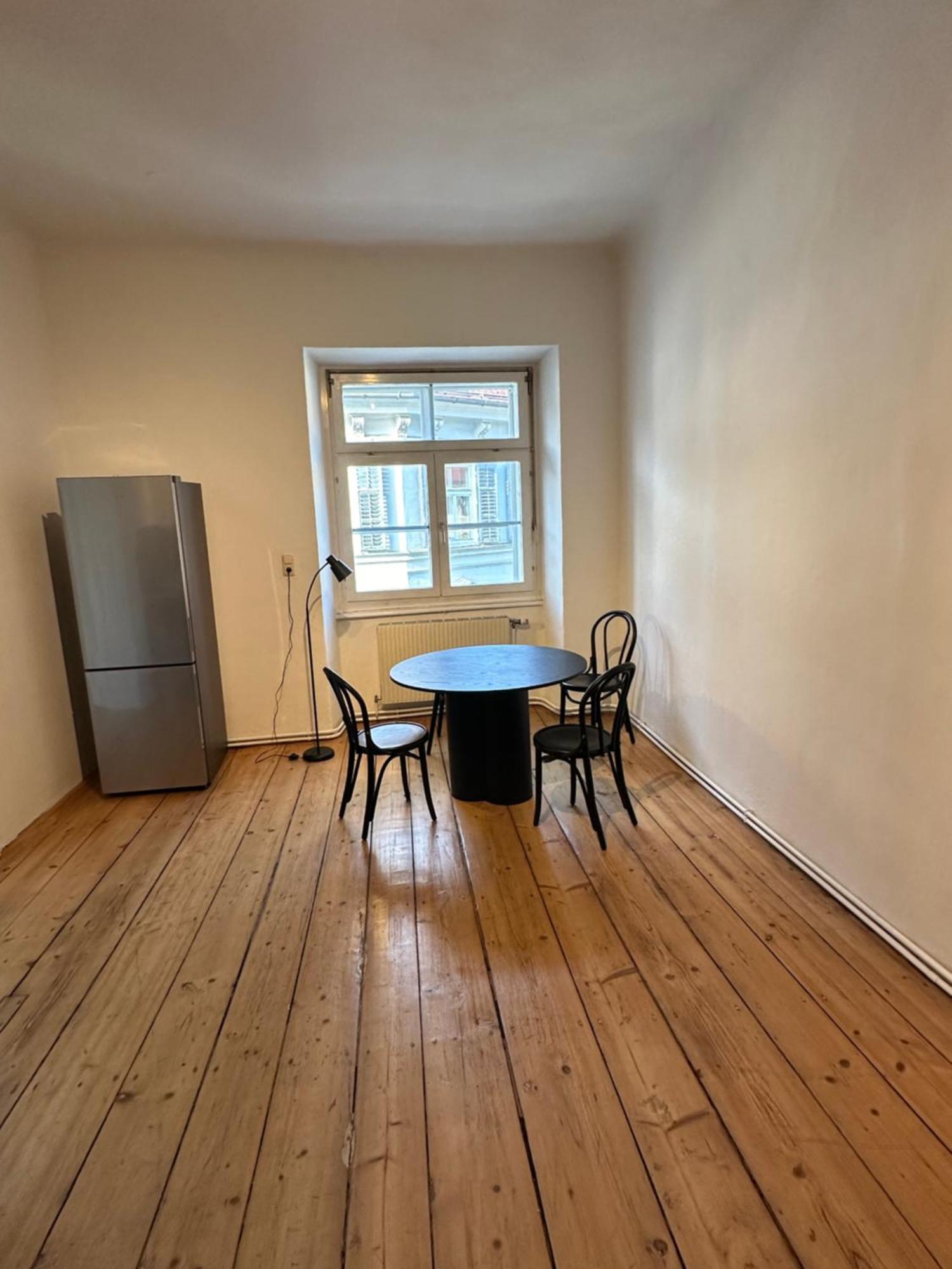 Apartment 1464, Old Center *