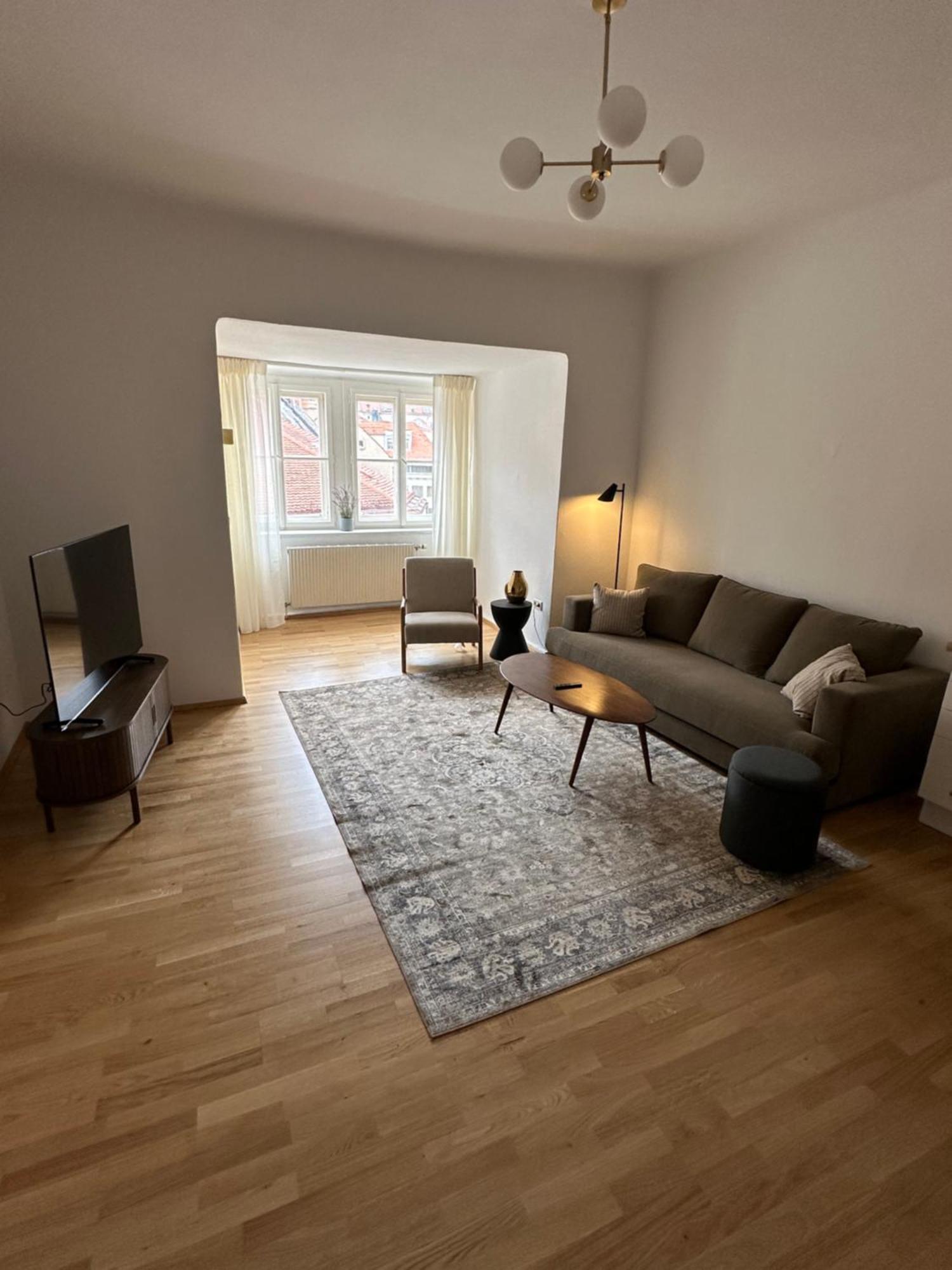 1464, Old Center Appartement